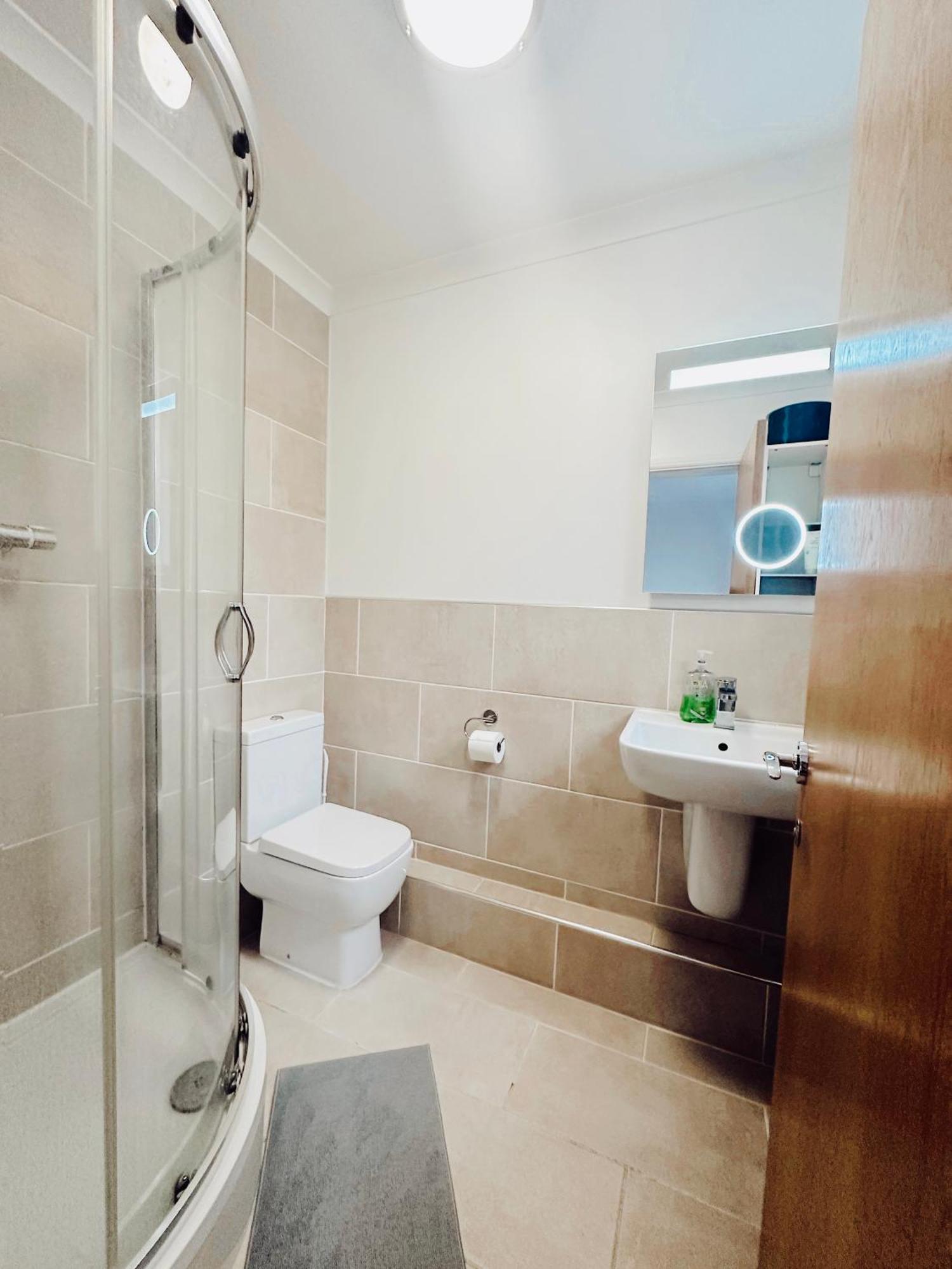 לונדון En-Suite Room 5Mins From Tower Bridge מראה חיצוני תמונה